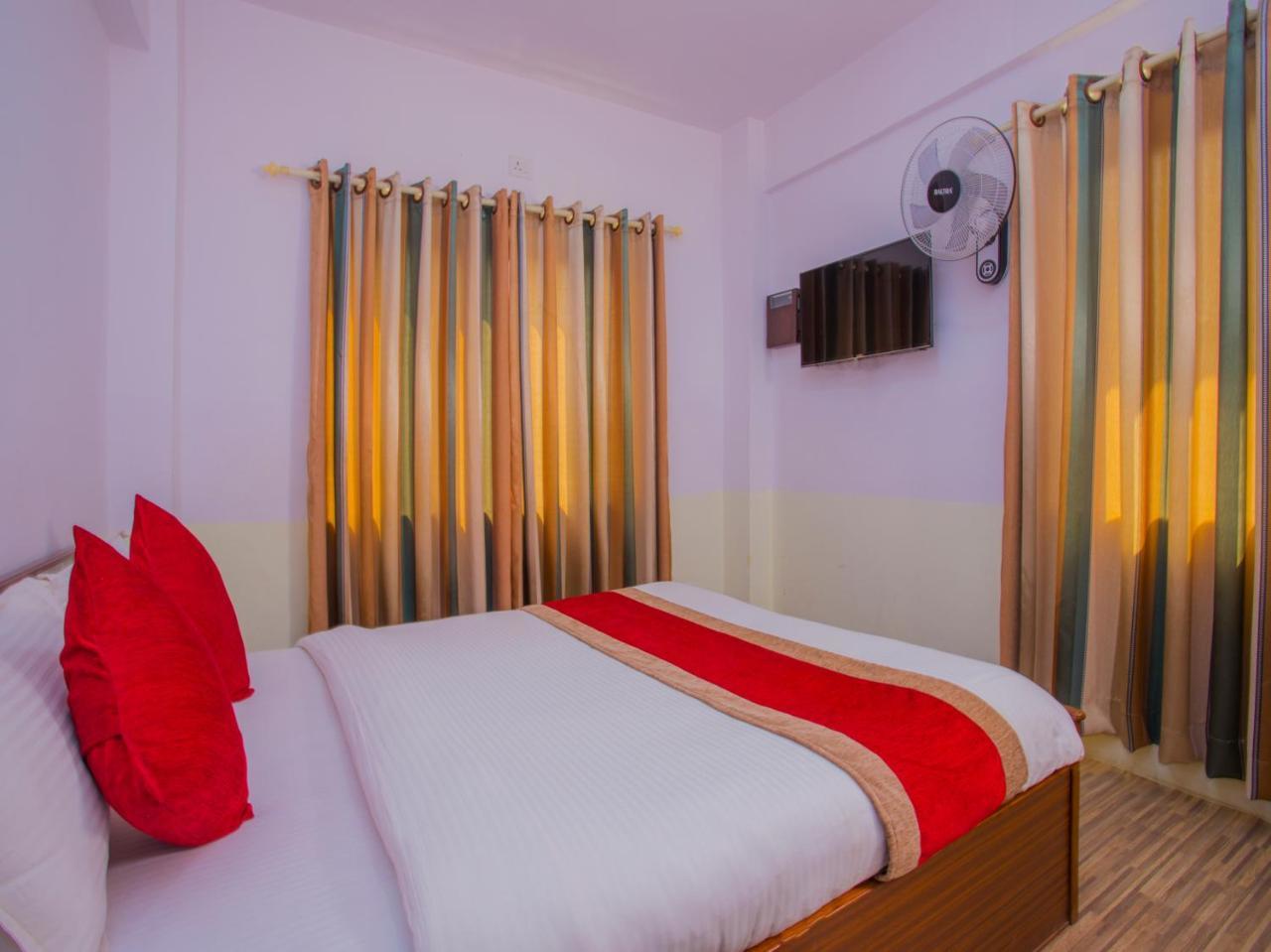 Oyo 255 White Zambala Hotel Kathmandu Luaran gambar